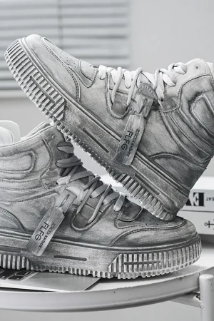 Retro Manga Men's Sneakers Soft Comfortable Non Slip Wear Resistant Sole Daily Casual Men's Shoes Preppy Versatile Holiday Gifts